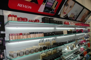 Case Gondopar: Perfumarias e Cosméticos Case Gondopar: Perfumarias e Cosméticos